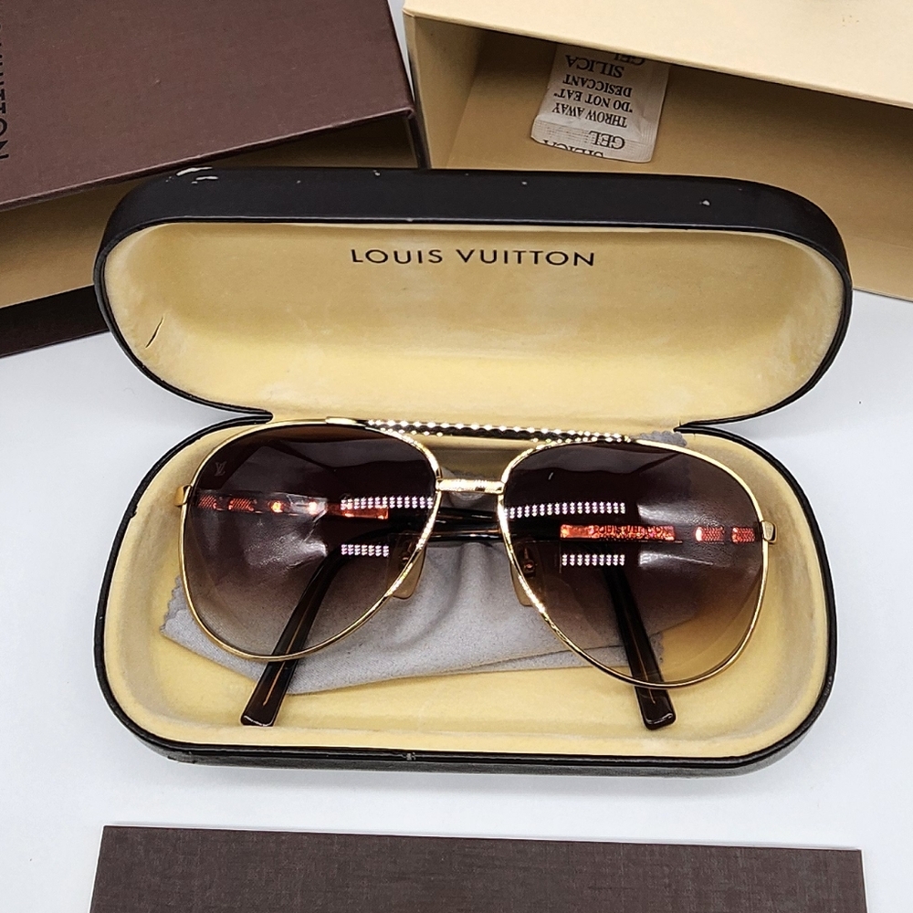 Louis Vuitton Altitude Pilote Sunglass